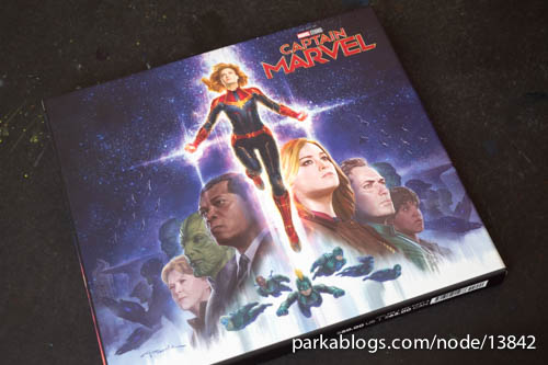 Captain Marvel: The Art of the Movie - 01