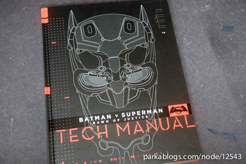 Batman V Superman: Dawn Of Justice: Tech Manual - 01